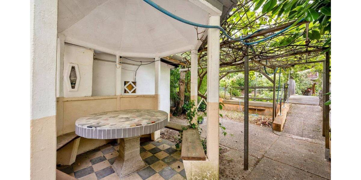 Mehrfamilienhaus, Wohnhaus Oberhausen-Rheinhausen Oberhausen - 8 Zimmer, 220 m&sup2;, 430.000&euro; | Angebot:26904256