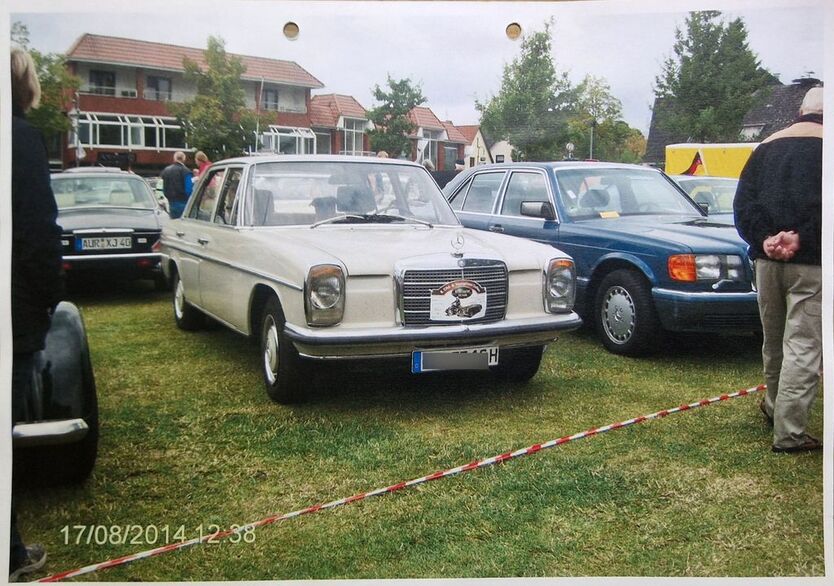 Mercedes-Benz 200 129.000 km 17.900 € Essingen 76879