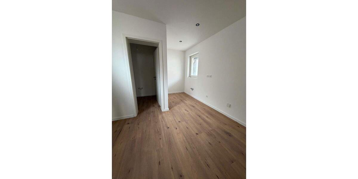 Kernsaniertes Haus in Schöner Lage 6 zimmer