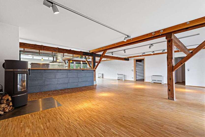 Haus zum Kaufen in Stutensee Friedrichstal 990.000 € 571 m²