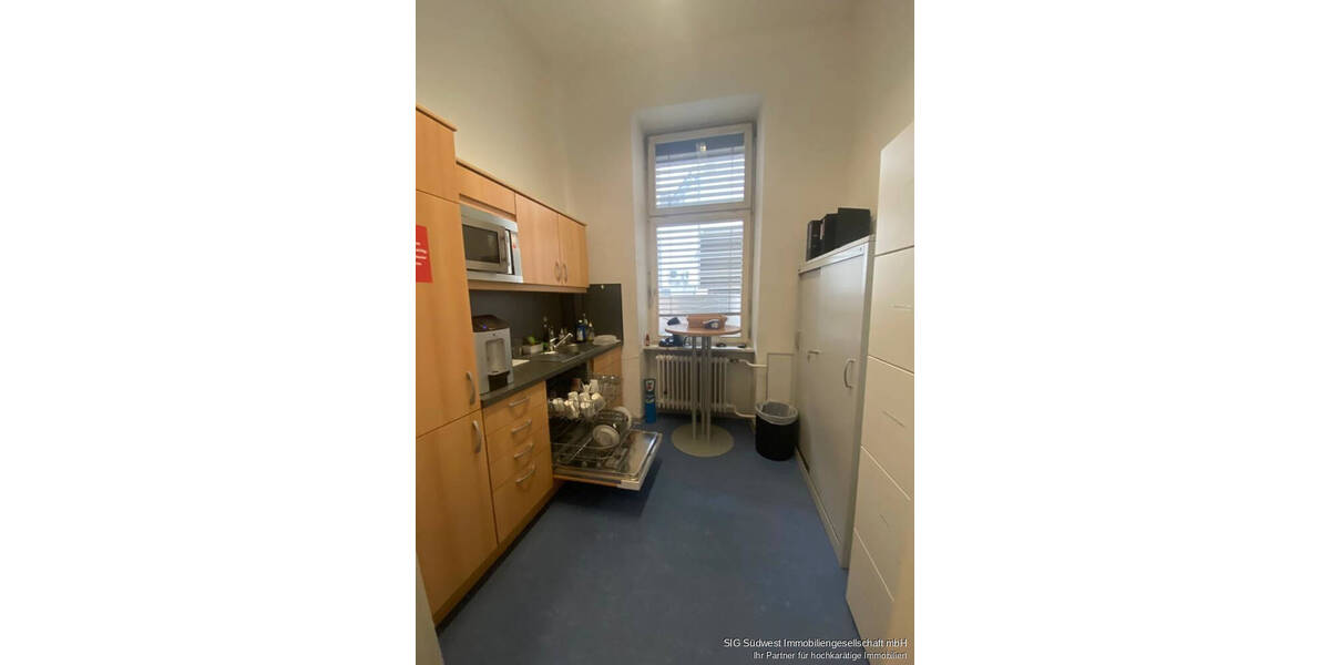 Mehrfamilienhaus, Wohnhaus Karlsruhe / Innenstadt Weststadt - 6 Zimmer, 2 m&sup2;, 19.000&euro; | Angebot:25682174