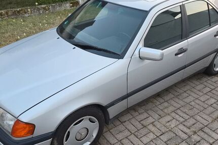Mercedes-Benz C 200 94.000 km 3.050 &euro; Durmersheim 76448