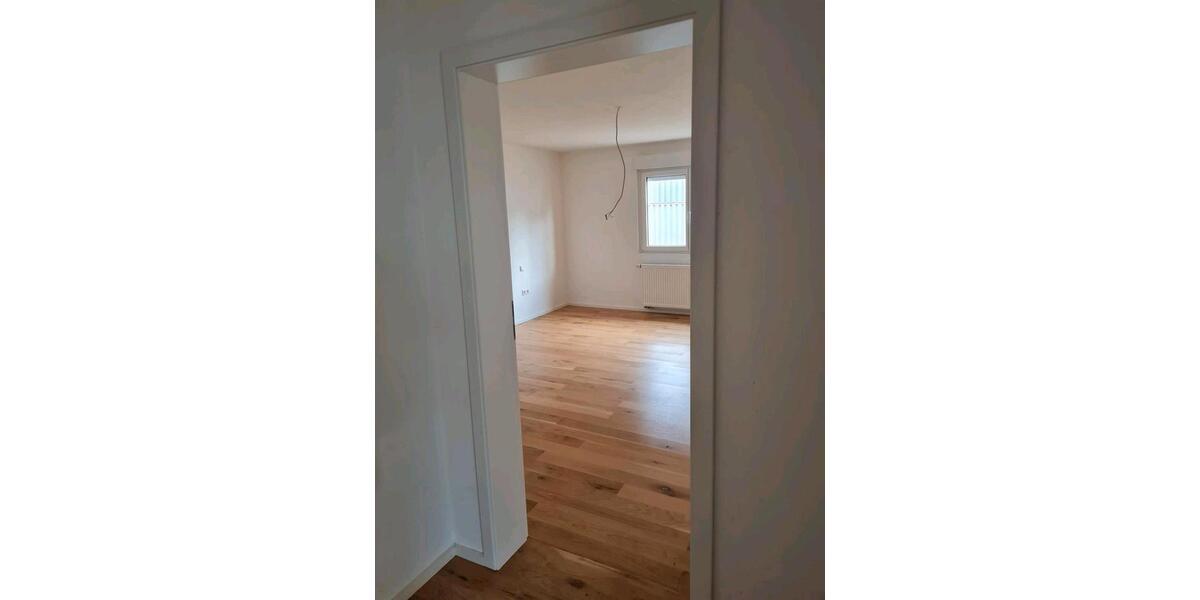 Erdgeschoßwohnung Durmersheim - 2 Zimmer, 80 m&sup2;, 980&euro; | Angebot:25407199