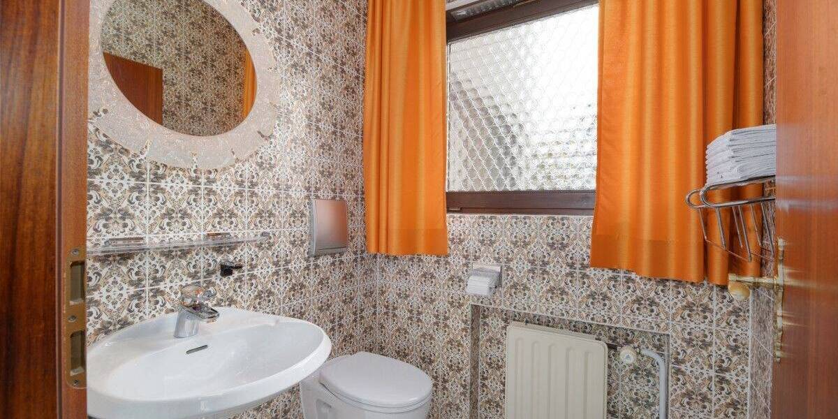 Einfamilienhaus oder 2-3 Familienhaus? Hier bestehen alle Möglichkeiten! 7 zimmer