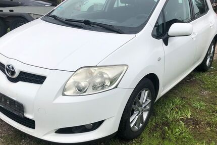 Toyota Auris 237.300 km 2.950 € Offenbach an der Queich 76877