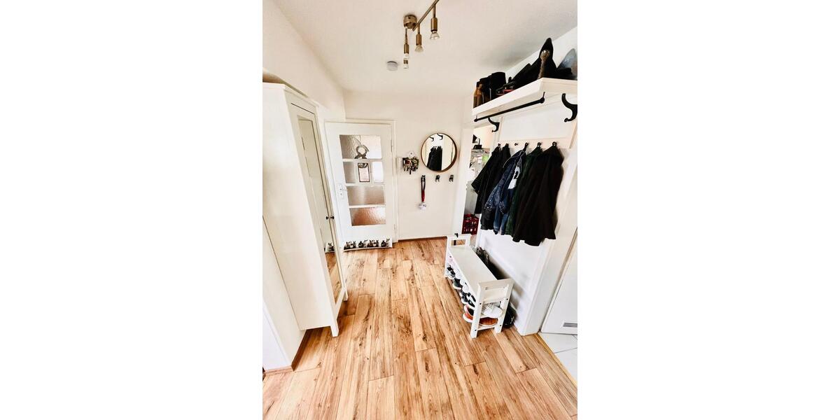 Etagenwohnung Pforzheim Eutingen - 3 Zimmer, 80 m&sup2;, 650&euro; | Angebot:25646142