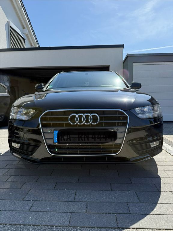 Audi A4 211.000 km 9.400 € Kuppenheim 76456