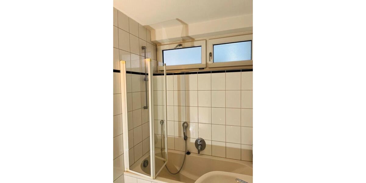 Dachgeschoßwohnung Karlsruhe Rüppurr - 3 Zimmer, 79 m&sup2;, 350.000&euro; | Angebot:26092218
