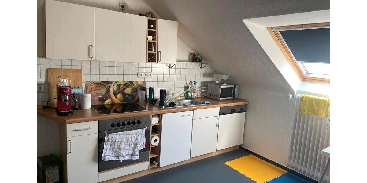 Dachgeschoßwohnung Karlsruhe Rüppurr - 3 Zimmer, 80 m&sup2;, 800&euro; | Angebot:25350404