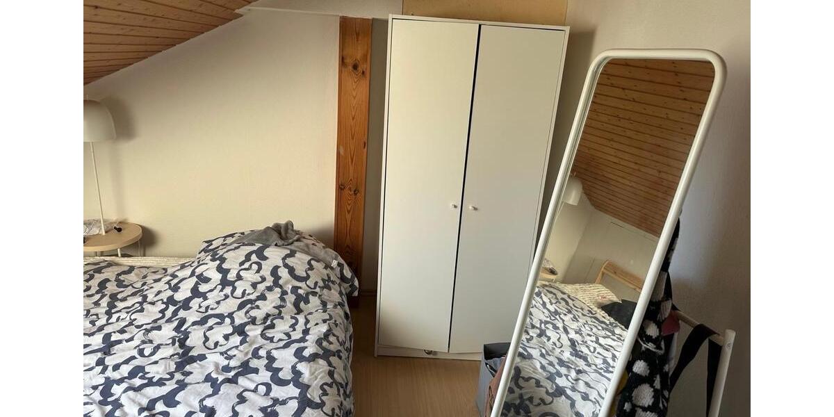 Dachgeschoßwohnung Pforzheim - 2 Zimmer, 52 m&sup2;, 630&euro; | Angebot:25612114