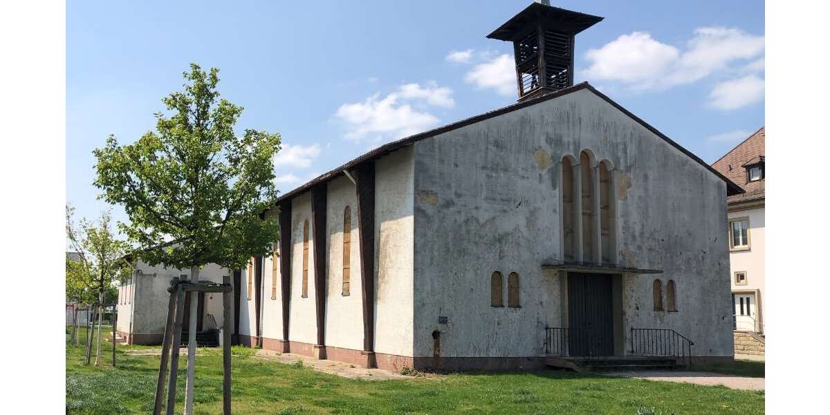 Spezialgewerbe in Knielingen 300.000 € zimmer