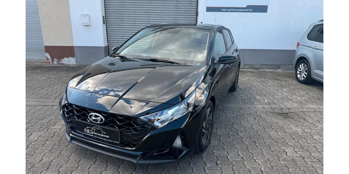 Hyundai i20 49.200 km 14.490 &euro; Karlsdorf 76689