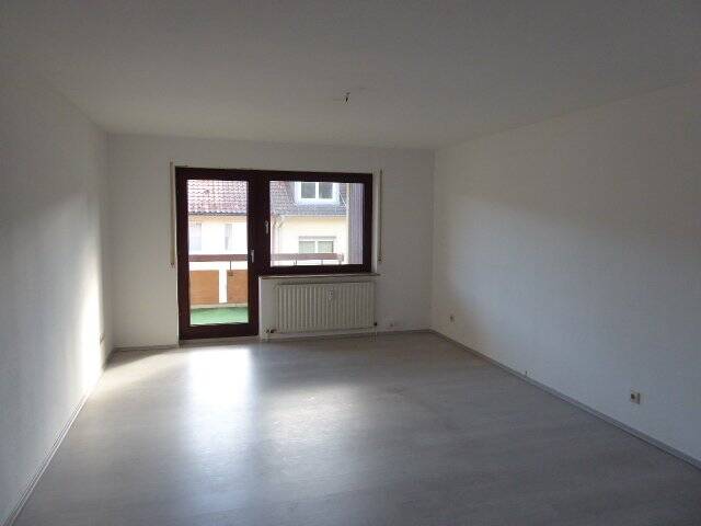 Etagenwohnung Pforzheim Nordstadt - 3 Zimmer, 82 m&sup2;, 710&euro; | Angebot:26842805