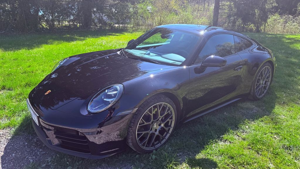 Porsche 992 23.500 km 134.900 &euro; Steinmauern 76479
