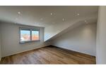 Dachgeschoßwohnung Karlsruhe Knielingen - 4 Zimmer, 99 m&sup2;, 1.390&euro; | Angebot:26133475