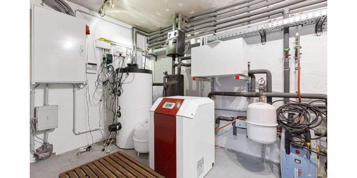 Gewerbeobjekt Stutensee / Friedrichstal Friedrichstal - 7 Zimmer, 448 m&sup2;, 990.000&euro; | Angebot:24529346