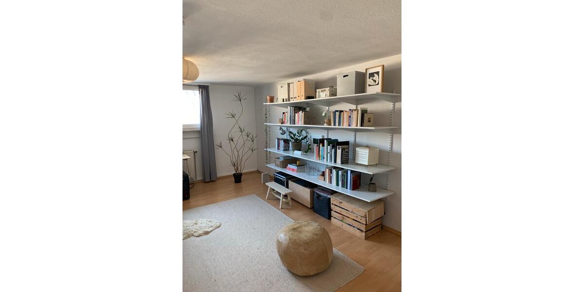 Dachgeschoßwohnung Karlsruhe Südstadt - 2 Zimmer, 66 m&sup2;, 700&euro; | Angebot:25639841