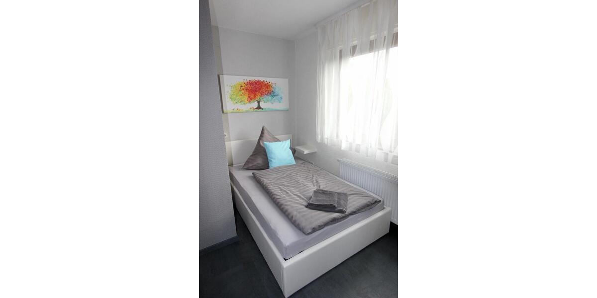 voll möbliertes Mini-Apartment in KA für Studentin oder Pendler 1 zimmer