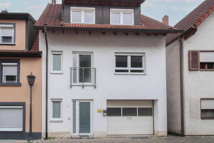 Haus zum Kaufen in Kuppenheim 479.000 € 208 m²