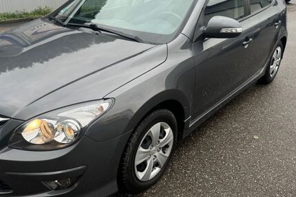 Hyundai i30 154.000 km 4.999 € Bretten 75015