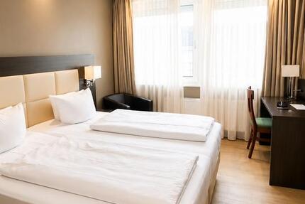 Wohnung Karlsruhe - 1 Zimmer, 17 m&sup2;, 580&euro; | Angebot:26562067