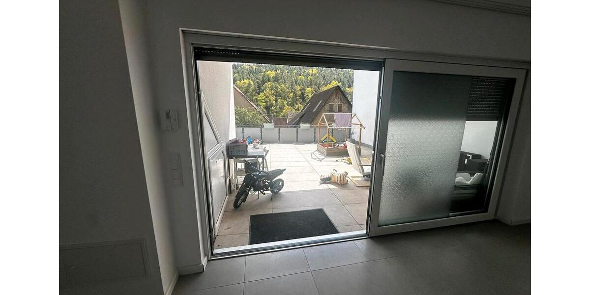Terrassenwohnung Pforzheim Weststadt - 1 Zimmer, 35 m&sup2;, 680&euro; | Angebot:26295445