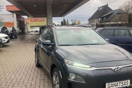 Hyundai KONA 60.000 km 18.000 € Neumalsch 76316