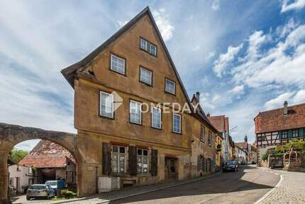 Haus Kraichtal-Gochsheim Gochsheim - 7 Zimmer, 270 m&sup2;, 149.000&euro; | Angebot:25153376