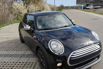 Mini Cooper 121.000 km 9.700 &euro; Dettenheim 76706