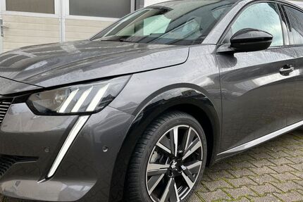 Peugeot 208 20.645 km 18.990 &euro; Pfinztal 76327