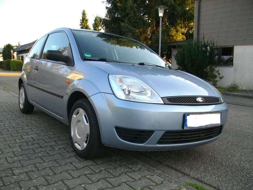 Ford Fiesta 44.000 km 3.200 € Gaggenau 76571