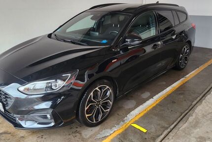 Ford Focus 91.500 km 17.700 &euro; Wörth 76744