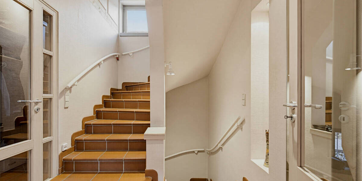 Einfamilienhaus Karlsruhe / Grünwettersbach Grünwettersbach - 8 Zimmer, 184 m&sup2;, 975.000&euro; | Angebot:26730709