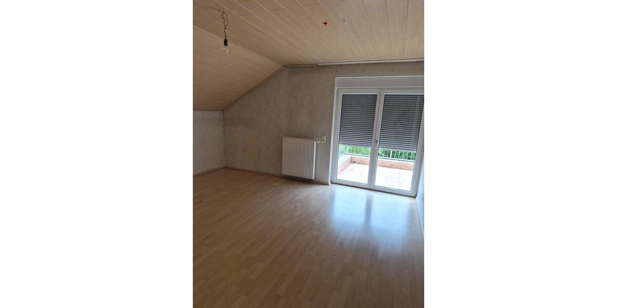 Etagenwohnung Bad Schönborn - 2 Zimmer, 100 m&sup2;, 340.000&euro; | Angebot:25921111