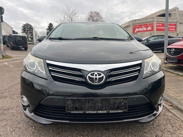 Toyota Avensis 153.491 km 7.690 &euro; Pforzheim 75179