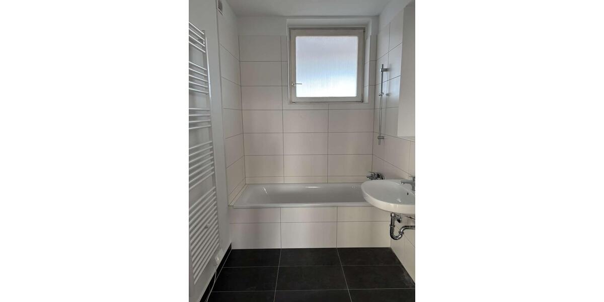 Frisch renovierte 3-Zimmer Wohnung mit Balkon [VAC-20215] 3 zimmer