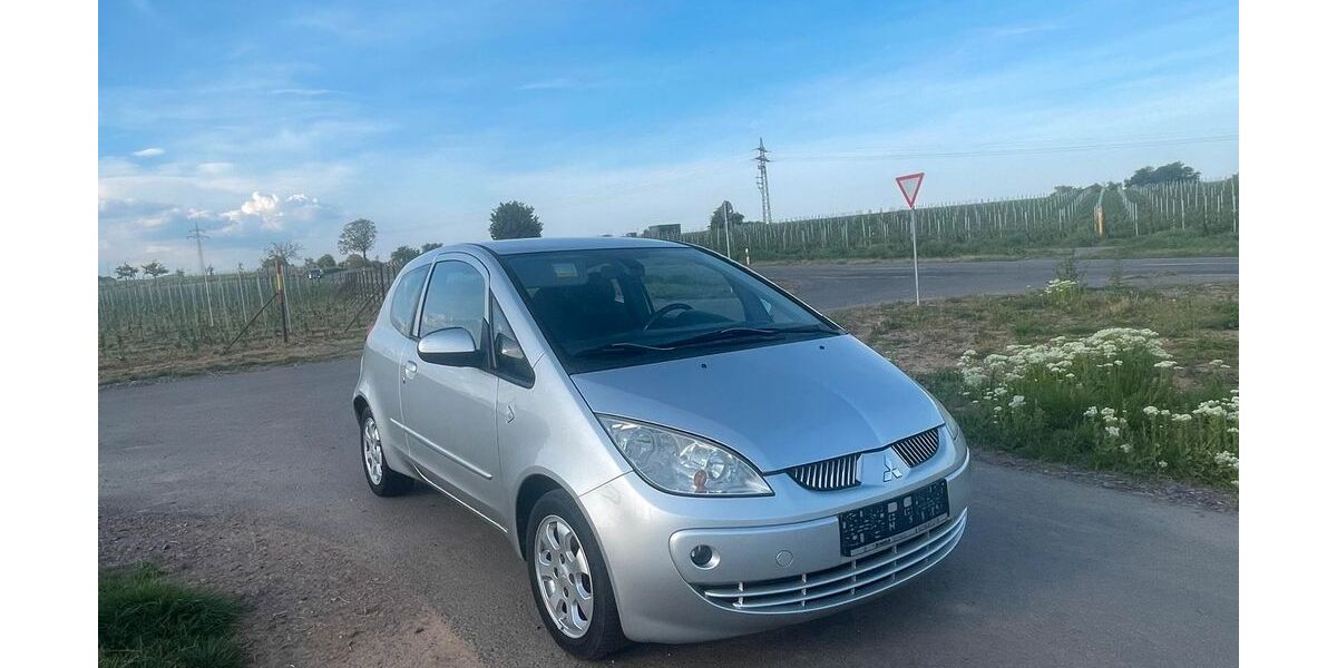 Mitsubishi Colt 159.887 km 2.200 &euro; Landau 76829