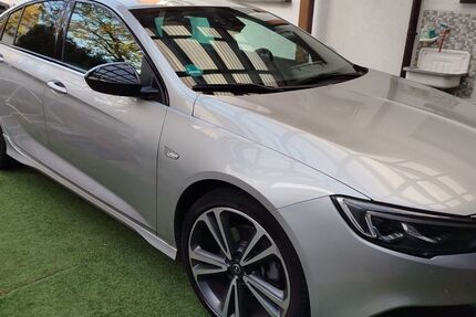Opel Insignia 85.000 km 16.900 &euro; Rheinstetten 76287