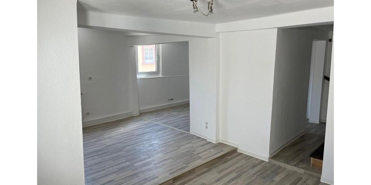 Einfamilienhaus Kämpfelbach - 4 Zimmer, 131 m&sup2;, 280.000&euro; | Angebot:27133484