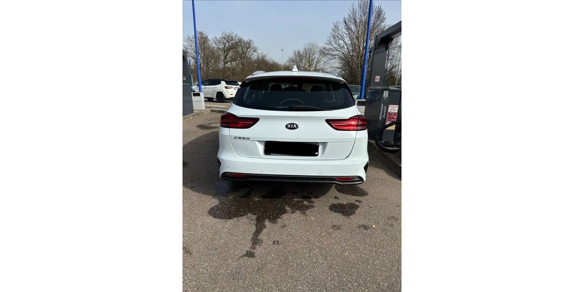 Kia ceed / Ceed 110.000 km 11.500 &euro; karlsruhe 76131