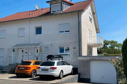 Freundliche 5-Zimmer Doppelhaushälfte in Sandweier (Bad.-Bad.) zimmer