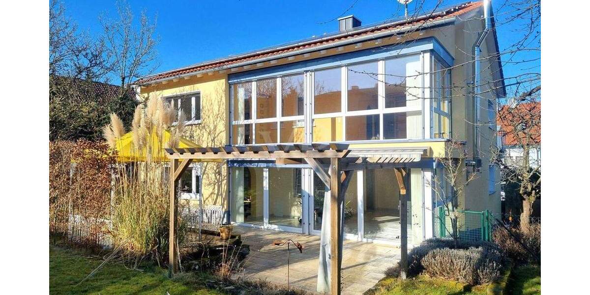 Mehrfamilienhaus, Wohnhaus Pforzheim / Sonnenberg Sonnenberg - 9 Zimmer, 236 m&sup2;, 849.000&euro; | Angebot:25800307