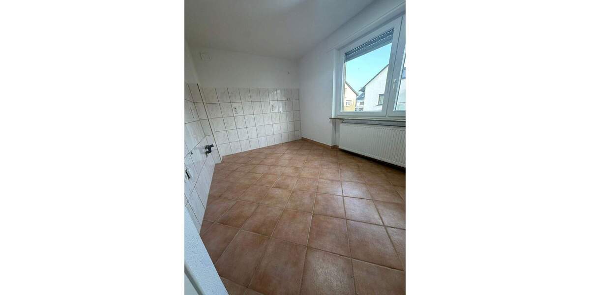 Etagenwohnung Rastatt - 4 Zimmer, 86 m&sup2;, 950&euro; | Angebot:25730174