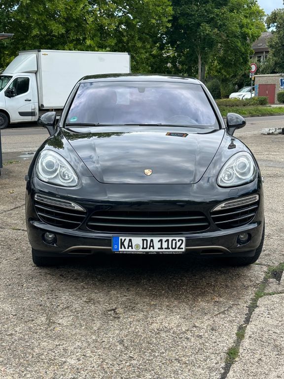 Porsche Cayenne 267.000 km 13.999 € Karlsruhe 76185