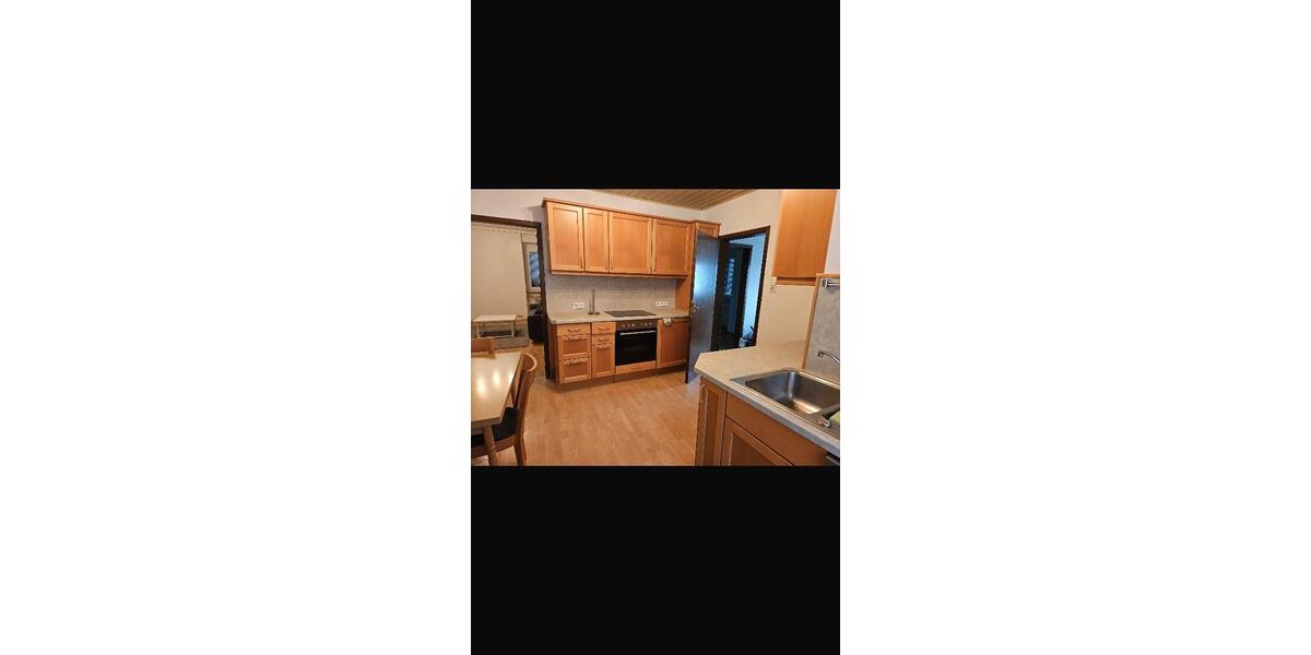 Wohnung über 2 Etagen an WG zu vermieten -Karlsruhe 4.5 zimmer