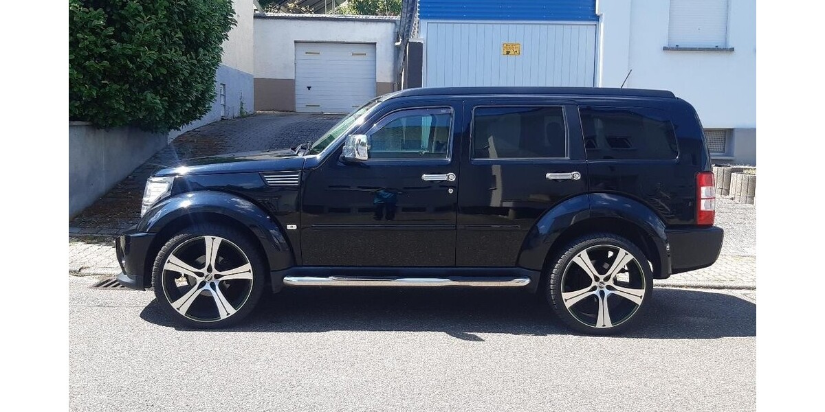 Dodge Nitro 206.000 km 8.200 &euro; Walzbachtal 75045