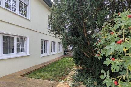 Haus Niefern-Öschelbronn Niefern - 7 Zimmer, 190 m&sup2;, 590.000&euro; | Angebot:25738400