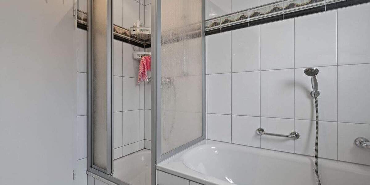 Etagenwohnung Karlsbad / Langensteinbach Langensteinbach - 3 Zimmer, 107 m&sup2;, 379.000&euro; | Angebot:25680977