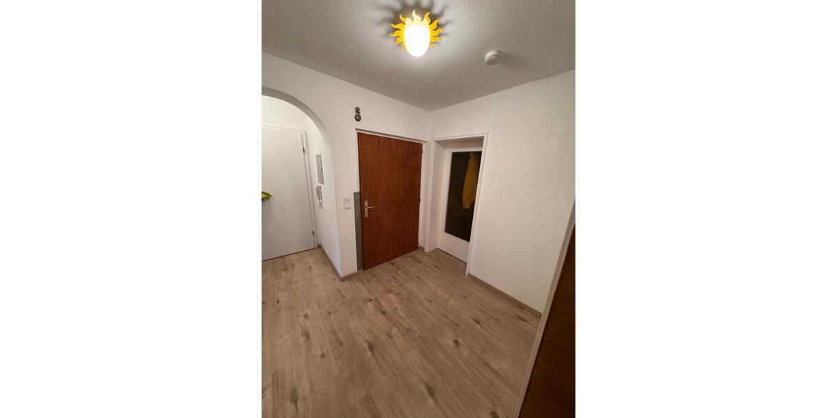 Etagenwohnung Ubstadt-Weiher Weiher - 3.5 Zimmer, 75 m&sup2;, 950&euro; | Angebot:25405706