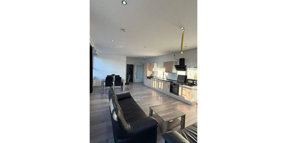 Etagenwohnung Niefern-Öschelbronn Niefern - 5 Zimmer, 130 m&sup2;, 275.000&euro; | Angebot:25780877